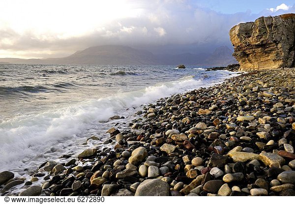 Europa Felsen Großbritannien zerbrechen brechen bricht brechend zerbrechend zerbricht Ufer Elgol Isle of Skye Schottland