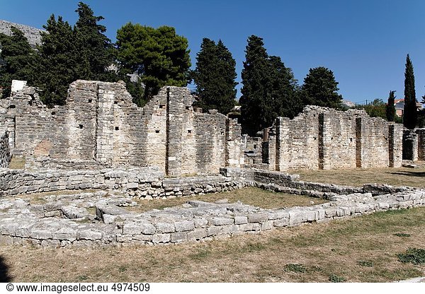 Europa  Großstadt  Ruine  antik  Kroatien  römisch