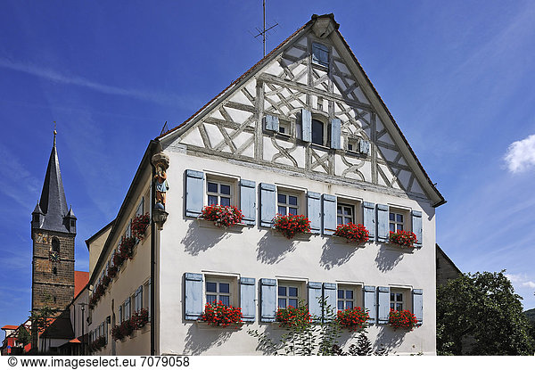 Europa Wohnhaus bauen Bayern Deutschland Hälfte alt