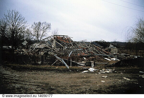 events  Croatian War of Independence 1991 - 1995  destroyed house  Karlovac  Croatia  August 1992  Yugoslavia  Yugoslav Wars  Balkans  conflict  destruction  1990s  90s  20th century  historic  historical _NOT