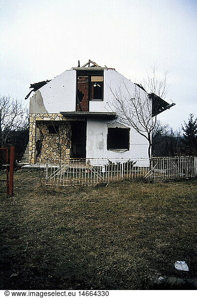 events  Croatian War of Independence 1991 - 1995  destroyed house  Karlovac  Croatia  August 1992  Yugoslavia  Yugoslav Wars  Balkans  conflict  destruction  1990s  90s  20th century  historic  historical _NOT