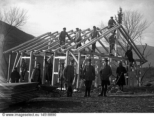 events  First World War / WWI  Balkans  German soldiers constructing quarters in Macedonia  circa 1916/1917