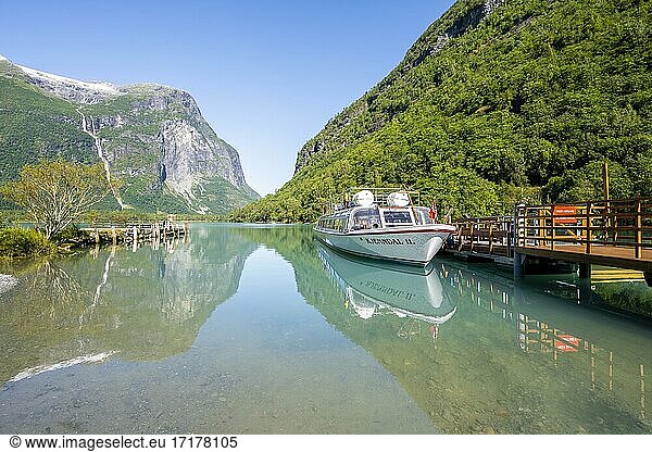 Excursion boat at lake Lovatnet  Kjenndalstova  Loen  Vestland  Norway  Europe
