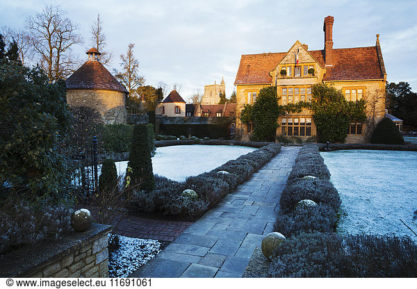 Exterior view of Le Manoir aux Quat'Saisons  Oxfordshire in winter.