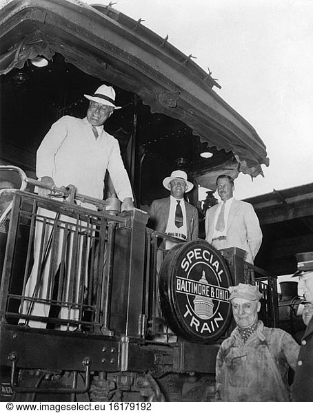 F.D.Roosevelt on Train Journey / Photo