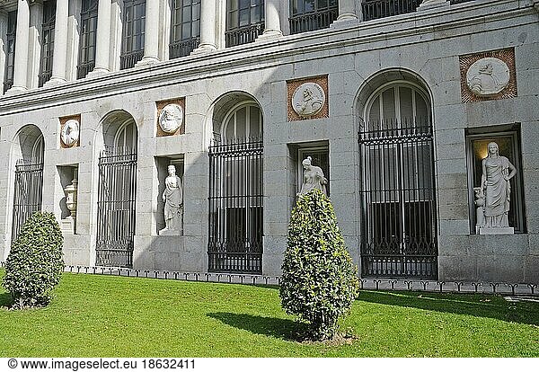Facade  Museum  Museo del Prado  Madrid  Spain  Europe