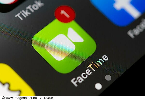 FaceTime  Logo  App-Icon  Anzeige auf einem Bildschirm vom Handy  Smartphone  Soziales Netzwerk  Social Media  Makroaufnahme  Detail  formatfüllend