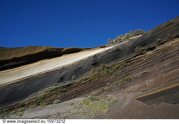 Farbige Gesteinsschichten  Teide-Nationalpark  UNESCO-Weltkulturerbe  Teneriffa  Kanarische Inseln  Spanien  Atlantik  Europa