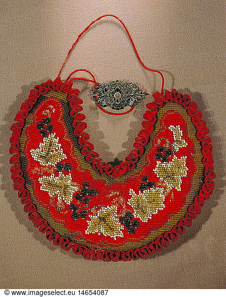 fashion  accessories  small neck pillow  embroidered with beads  frills  width 23 cm  second half of the 19th century  brooch  iron  width 6.5 cm  circa 1820 / 1830