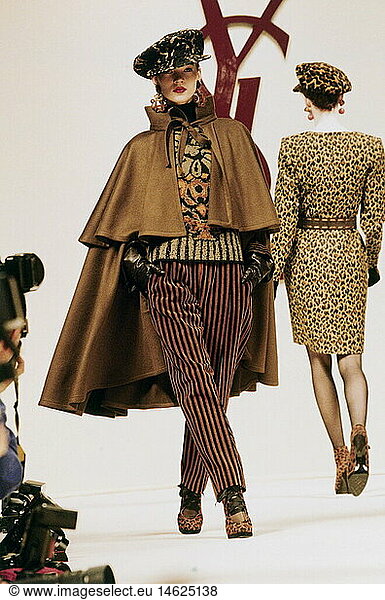 fashion  fashion show  Pret-a-Porter  Paris  Yves Saint Laurent  fall / winter collection 1993 / 1994