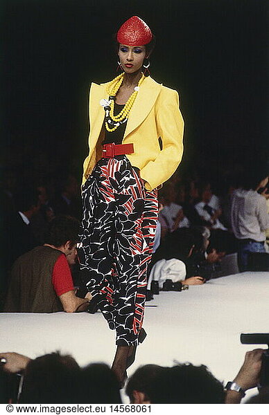 fashion  fashion show  Pret-A-Porter  Paris  Yves Saint Laurent  summer collection 1985