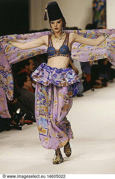 fashion  fashion show  Pret-A-Porter  Paris  Yves Saint Laurent  summer collection 1991
