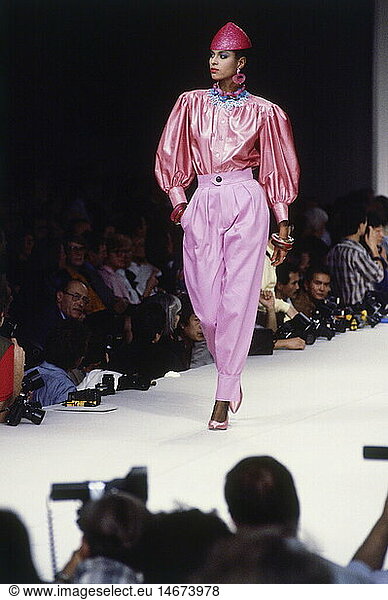 fashion  fashion show  Pret-A-Porter  Paris  Yves Saint Laurent  summer collection 1985