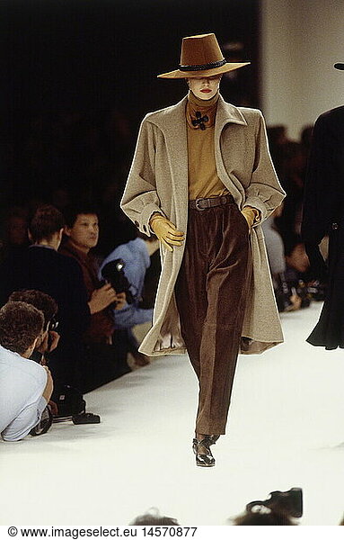 fashion  fashion show  Pret-A-Porter  Paris  Yves Saint Laurent  winter collection 1988 / 1989