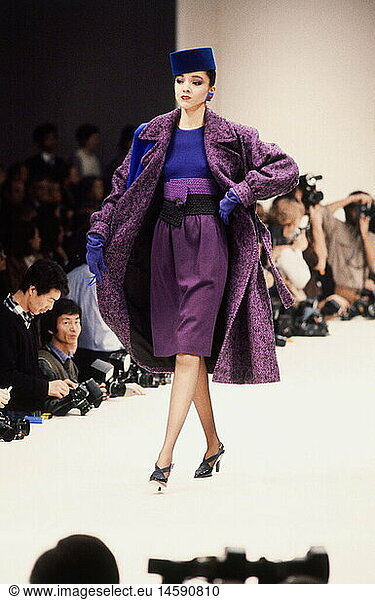 fashion  fashion show  Pret-A-Porter  Paris  Yves Saint Laurent  winter collection 1984 / 1985