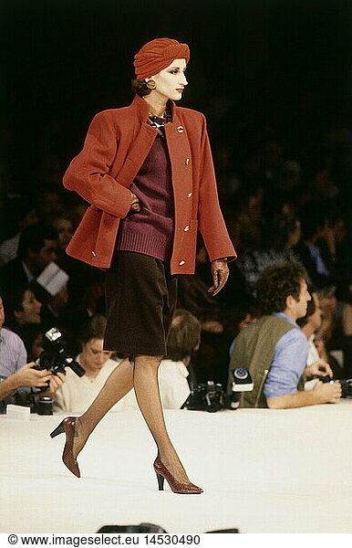 fashion  fashion show  ready-to-wear  Paris  Yves Saint Laurent  summer collection 1984