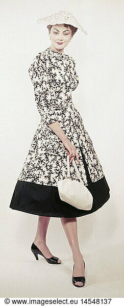 fashion ladies' fashion mannequin in summer dress 1955