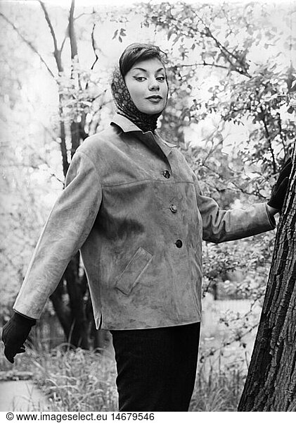 fashion  ladies' fashion  woman wearing Nubuck leather jacket  1957