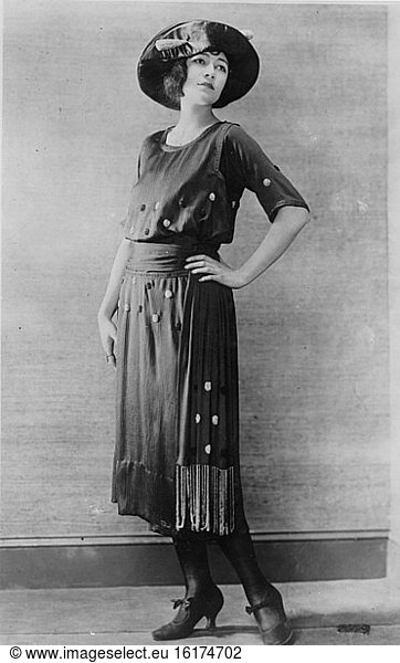 Fashion Model/ 1920's / Photo