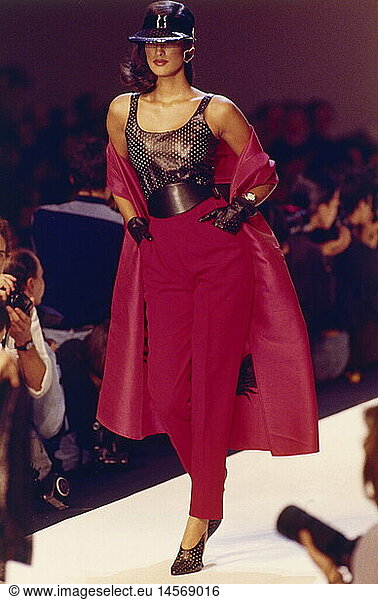 fashion  1990s  mannequin  wearing red trouser  full length  catwalk  pret-a-porter  spring summer  by Christian Dior  Paris  1992