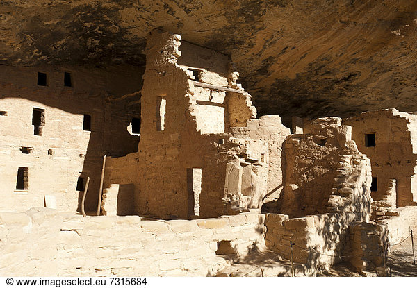 Felsbrocken Amerika Wand unterhalb Ruine Indianer Nordamerika verlassen Verbindung Beschluss Colorado