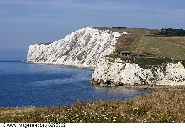 Felsbrocken  Europa  Großbritannien  Steilküste  schwarz  Trinkwasser  Wasser  Bucht  England  Isle of Wight
