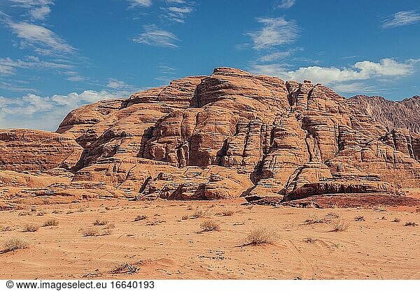 Felsen im Wadi Rum-Tal  auch Tal des Mondes in Jordanien genannt.