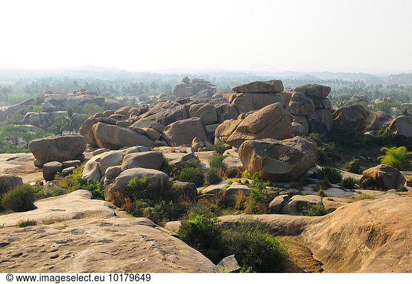 Felsenlandschaft in Hampi  UNESCO-Weltkulturerbe  Karnataka  Indien  Asien