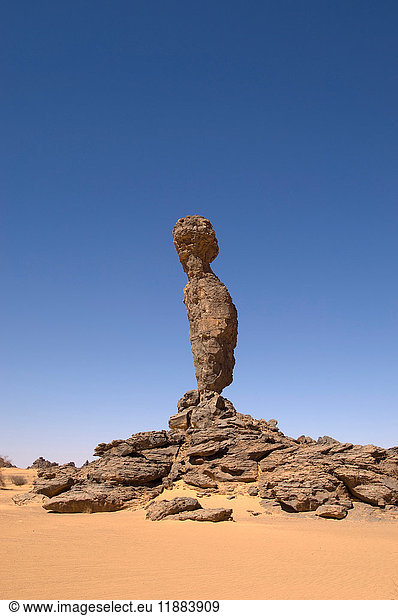 Felsformation Der Finger Allahs   Akakus  Wüste Sahara  Fezzan  Libyen