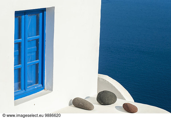 Fenster Gebäude blau beschneiden vorwärts Santorin Kalkanstrich Ägäisches Meer Ägäis Griechenland Oia Ia