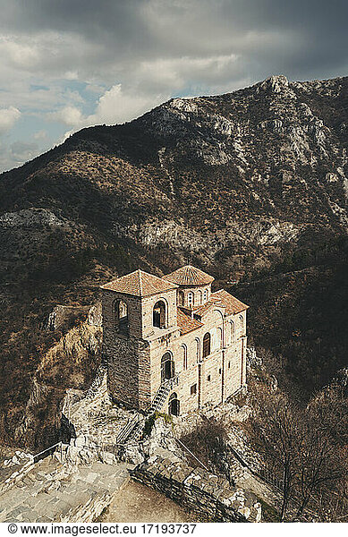 Festung in den Bergen Bulgariens