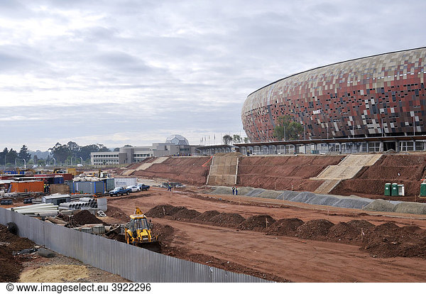 FIFA Weltmeisterschaft 2010  Baustelle des Soccer City Stadium im Stadtteil Soweto  Johannesburg  Südafrika  Afrika