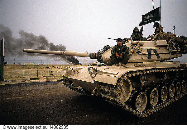 Firing on Iraqi Forces  Gulf War