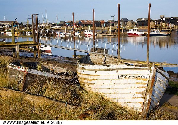 Fischereihafen Fischerhafen Boot Fluss Walberswick Southwold England Suffolk