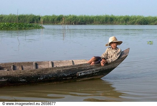 Fishers along the Tonle Sap lake Near Siem Reap  Cambodia