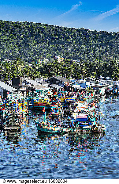 Fishing boat in the Duong Dong Fishing Harbour  island of Phu Quoc  Vietnam  Indochina  Southeast Asia  Asia