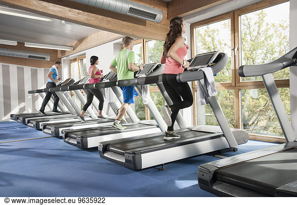 Fitness studio group sport treadmill men women
