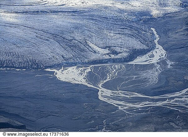 Flugaufnahme einer Gletscherzunge des Vatnajökull  Austurland  Island  Europa