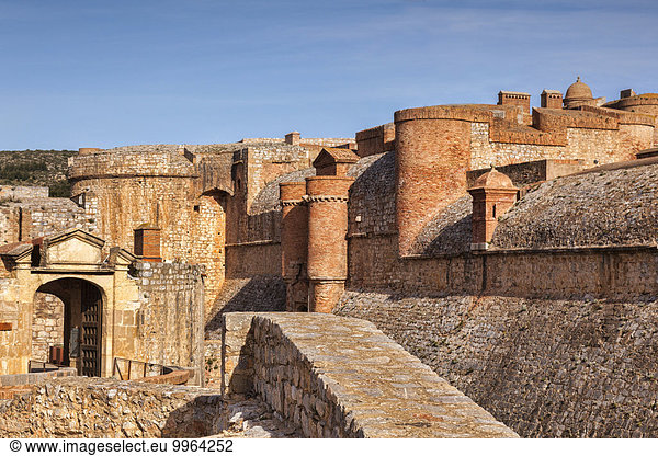Fort von Salses  auch Festung von Salses  Salses-le-Chateau  Languedoc-Roussillon  Pyrénées Orientales  Frankreich  Europa