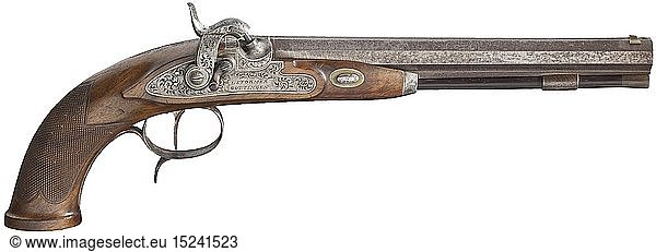 FRÃœHE SCHUSSWAFFEN  Perkussionspistole  L. StÃ¶rmer in GÃ¶ttingen um 1850 Gezogener Lauf mit blanker Seele im Kaliber 11 mm  eingeschobenem Neusilberkorn und gravierter Hakenschwanzschraube mit goldenen Bandeinlagen  auf der Oberseite signiert. Im MÃ¼ndungsbereich leicht narbig. Auf dem gravierten Schwanzschraubenblatt hÃ¶henverstellbares Korn. Fein graviertes  auf der Schlossplatte signiertes Perkussionsschloss mit geblÃ¤uter Pistonsicherung. Stecherabzug. Nussholzhalbschaft mit en suite gravierter  eiserner Garnitur. HÃ¶lzerner Ladestock mit Horndopper. LÃ¤nge 39 5 cm.