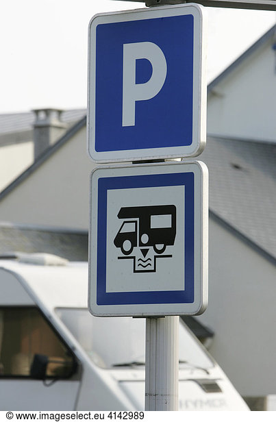 FRA  France  Normandy: parking sign for mobile homes.