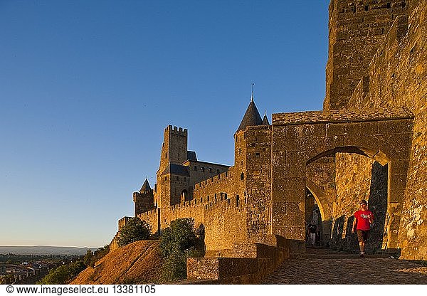 France  Aude  Carcassonne  Medieval city listed as World Heritage by UNESCO  Porte d'Aude