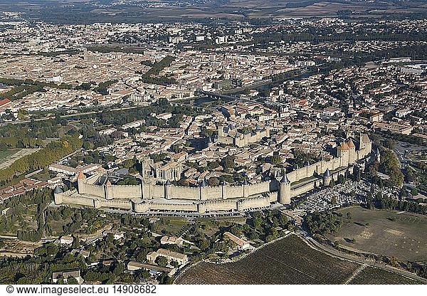 France  Aude  Carcassonne  medieval city listed as World Heritage by UNESCO  Porte d'Aude (aerial view)