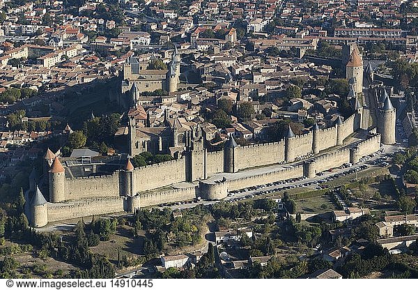 France  Aude  Carcassonne  medieval city listed as World Heritage by UNESCO  Porte d'Aude (aerial view)