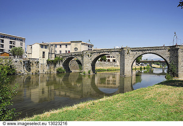 France  Aude  Carcassonne  Medieval town listed as World Heritage by UNESCO  The Old Bridge crossing Aude river