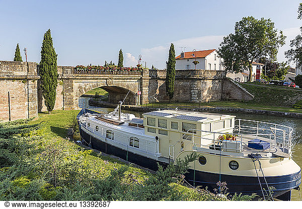 France  Aude  Castelnaudary  the Canal du Midi listed as World Heritage by UNESCO