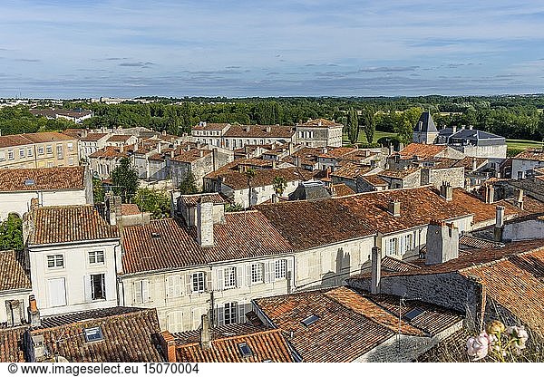 France  Charente Maritime  general view of the city dominated by the cathedral Saint Pierre  Saintonges