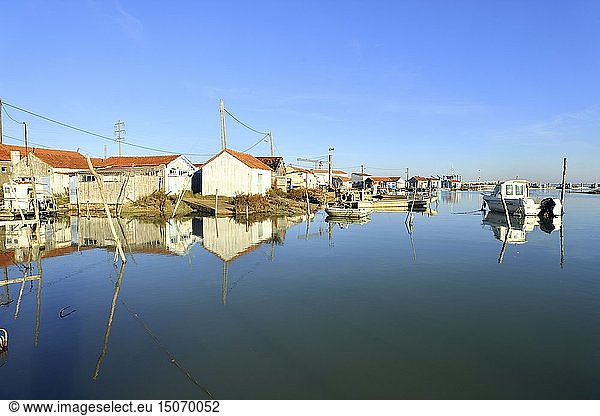 France  Charente Maritime  Ile d'Oleron  oyster farmer huts in the Salines harbour