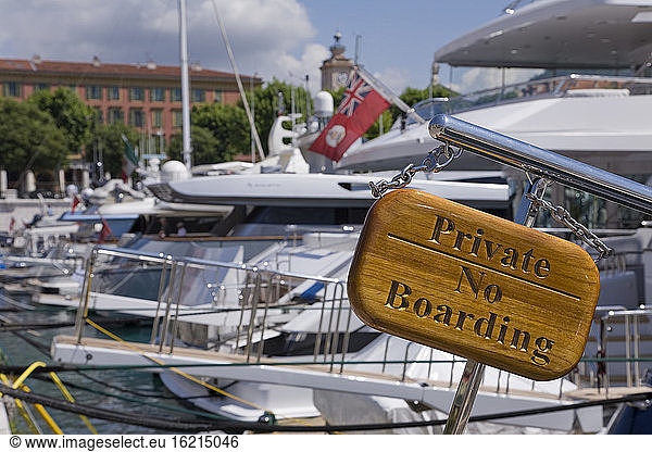 France  Cote d'Azur  Nice  Marina  prohibition sign