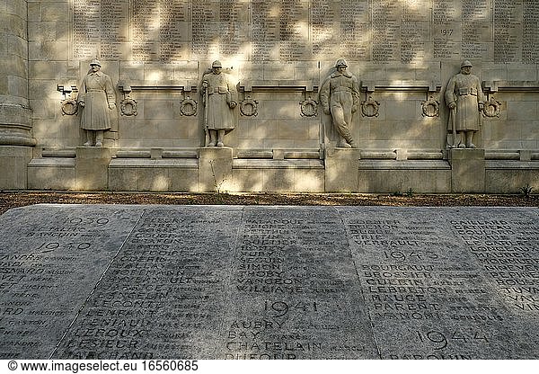 France  Eure et Loir  Chartres  Chemin de Memoire  Butte des Charbonniers  monument in tribute to the victims of wars